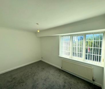 2 bedroom Flat To Let - Photo 5
