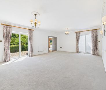 5 bedroom detached house to rent - Photo 4