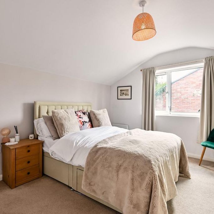 1 bedroom semi-detached house to rent - Photo 1