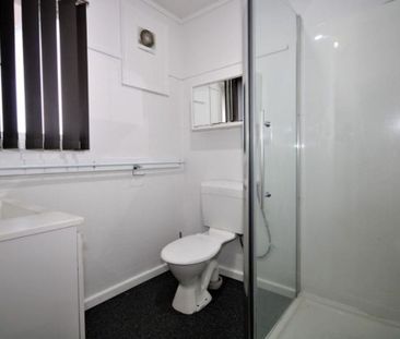 Spacious Family Home in Eaton - Photo 5