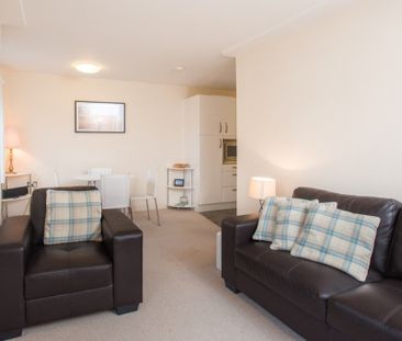 Apartment 21, 21 Baker Street - Photo 6