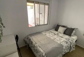 Carrer Joan Lluis Vives, Manises, Valencian Community 46940