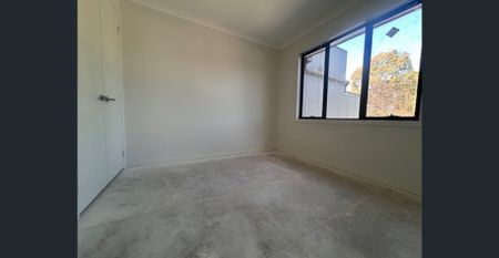 Brand New Three Bedroom Townhouse - Photo 4