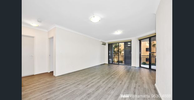 CLOSE TO PARRAMATTA CBD & WESTMEAD HOSPITAL - Photo 1