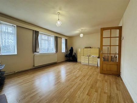 Heath Road, Bedworth, CV12 - Photo 2