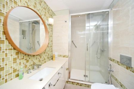 1 Bed Flat, Marine Parade, BN2 - Photo 3