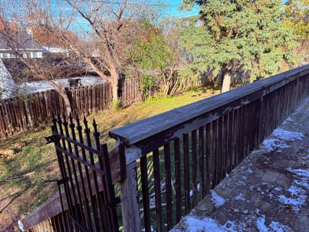 For Lease - 97 Rita Avenue, Meadowlands - Crestview and Area, Ontario - Photo 3