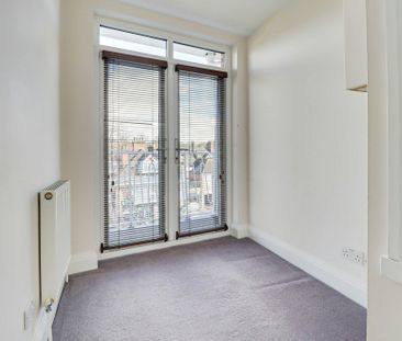 Church Green Row, Church Green, Harpenden, AL5 2TW - Photo 3