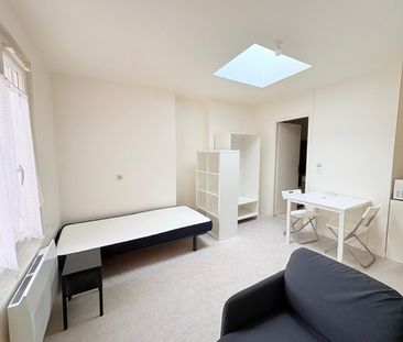 Location Appartement 1 pièce 20m² BORDEAUX 33800 - Photo 2