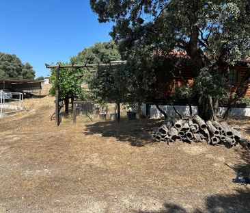 Villanueva De La Cañada - Photo 1