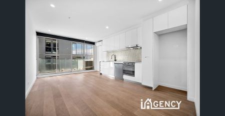 MODERN INNER-CITY LIVING !!! - Photo 3