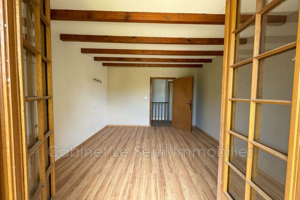 Location Maison 5 pièces 158m² SAIGNON 84400 - Photo 1
