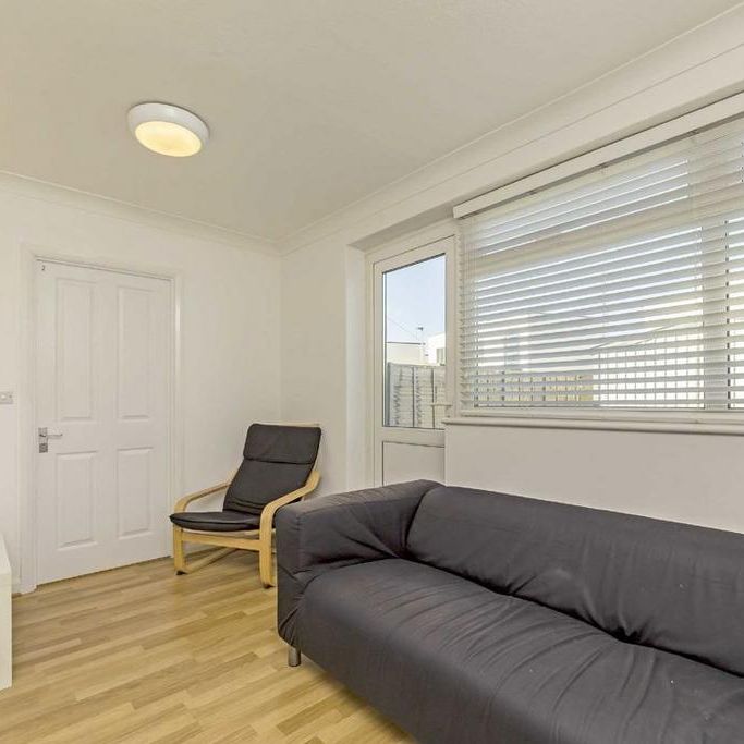 5 bedroom house to rent - Photo 1