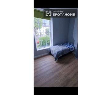 Bed for rent in a twin room in Phibsborough, Dublin - Photo 6