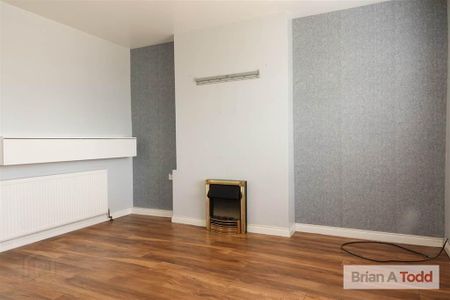 Old Glenarm Road, Larne, BT40 1NH - Photo 4