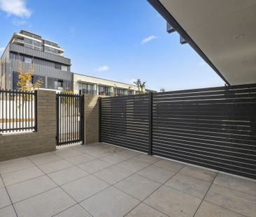 Brand New Luxury Three Bedroom Townhouse at Nue Gungahlin! - Photo 1