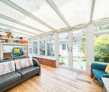 4 bedroom terraced house to rent - Photo 3