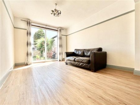 3 bedroom semi-detached house to rent - Photo 2