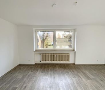Ihr Familienglück: Großzügige 3-Zimmer-Wohnung mit Tageslichtbad un... - Foto 1