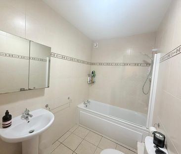 2 bedroom apartment to rent - Photo 6