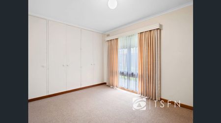 1/2 Rodney St, Flora Hill - Photo 4