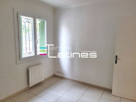 Appartement 3 pièces, 43m² en location à Nimes - 685 € par mois * - Photo 3