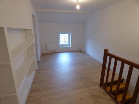 Location Appartement 3 pièces 69m² MACON 71000 - Photo 5