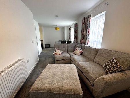 2 bedroom apartment to rent - Photo 4