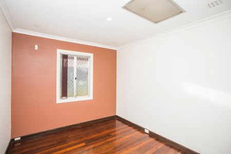 70 Cameron Street, Langford WA 6147 - House For Rent | Domain - Photo 2