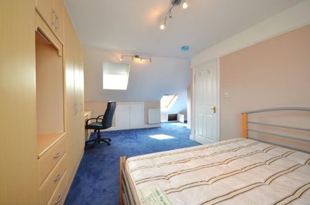 4 bedroom terraced house to rent - Photo 4