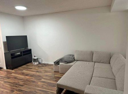For Lease - 140 Simcoe Street Unit# 1018, Toronto, Ontario - Photo 2