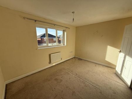 2 bedroom terraced house to rent - Photo 2
