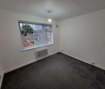 2 bedroom maisonette to rent - Photo 4