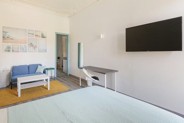 Carrer dAragó, Barcelona, Catalonia 08011 - Photo 1