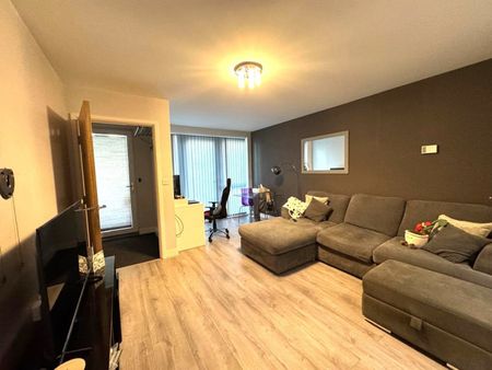 Charcot Road, London, NW9 - Photo 3