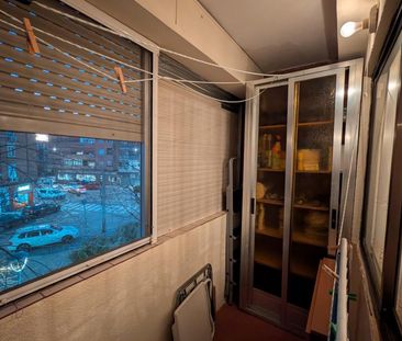 Piso de alquiler en Calle Castellon, Centro - Photo 2