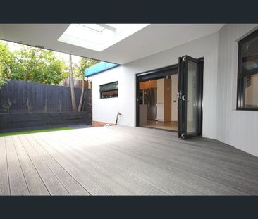 22 Lister Street, Oakleigh, Vic 3166 - Photo 4