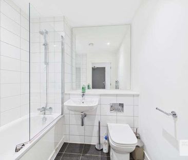 No Old Trafford, M17 - Photo 4