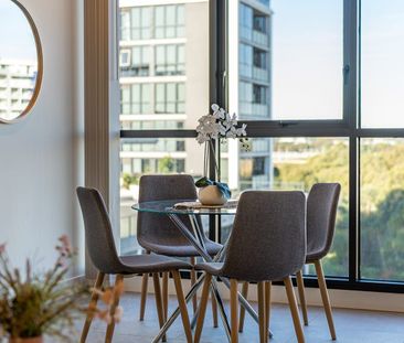 MODERN TWO BEDROOM UNIT ON LEVEL 7 WITH PRIVATE ASPECT AND VIEWS - ... - Photo 4