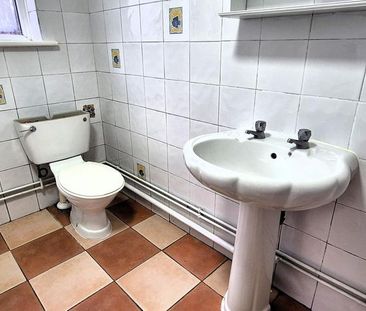 3 bedroom house to rent - Photo 3