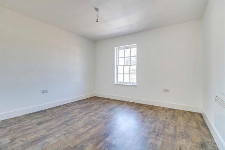 3 bedroom apartment to rent - Photo 5