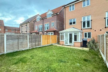 Leatham Avenue - Photo 3