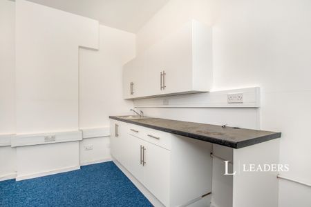 property to rent Bank Street, WR1 - Photo 2