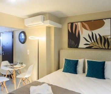 Studio/Γκαρσονιέρα για ενοικίαση - Νέα Σμύρνη, - Photo 1