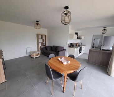 Location Appartement 3 pièces 60m² SARS POTERIES 59216 - Photo 2