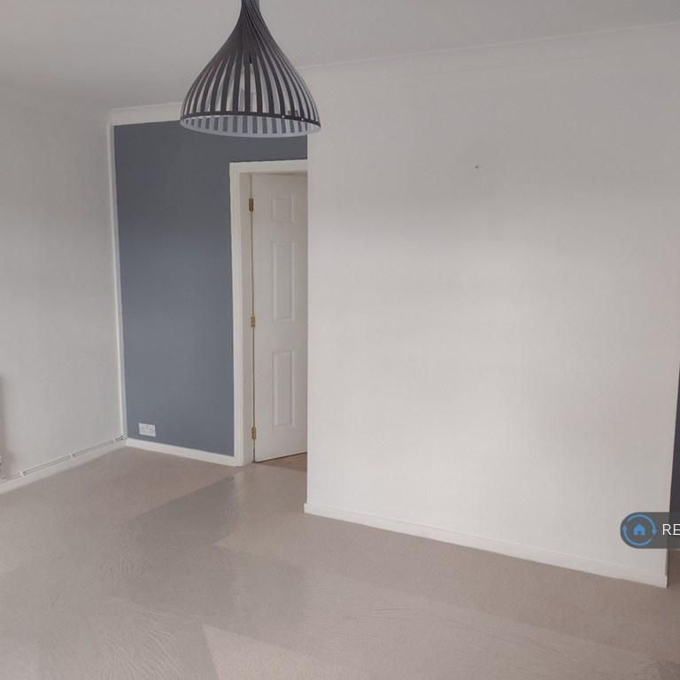 3 bedroom detached house to rent - Photo 1