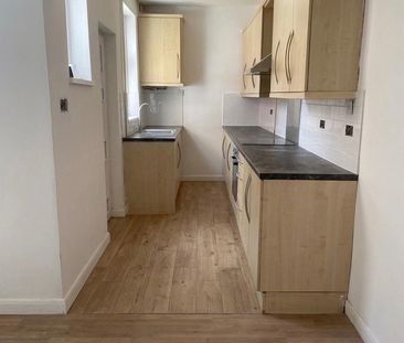 2 Bed Terraced House, Raymond Road, LE3 - Photo 1