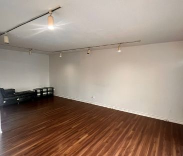 For Lease - 34 Tanager Square, Brampton, Ontario - Photo 3