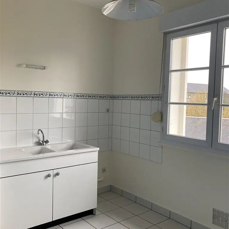 Location appartement 3 pièces - 72m² à Flers (61100) - Photo 1