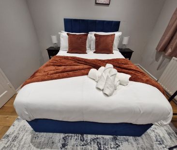 3 Bed Semi-Detached House, Hendon, NW4 - Photo 3